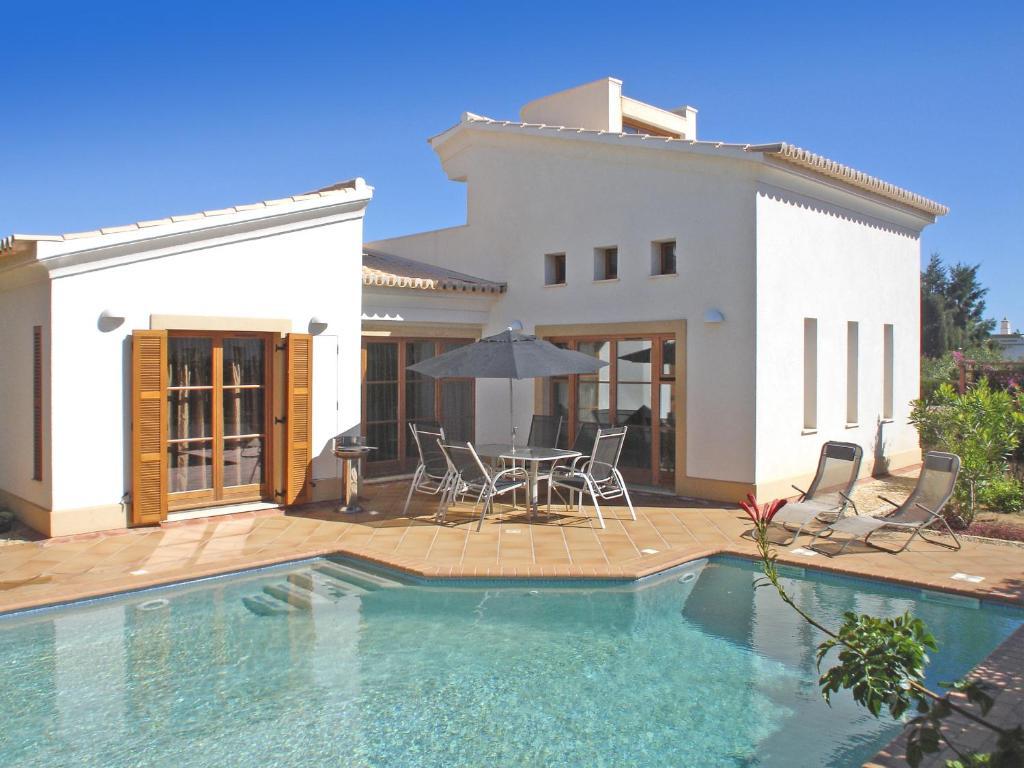 Almaverde Village & Spa Resort Бургау Номер фото